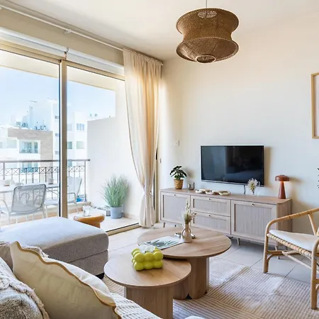 Mystique 1-bedroom Apartment *
