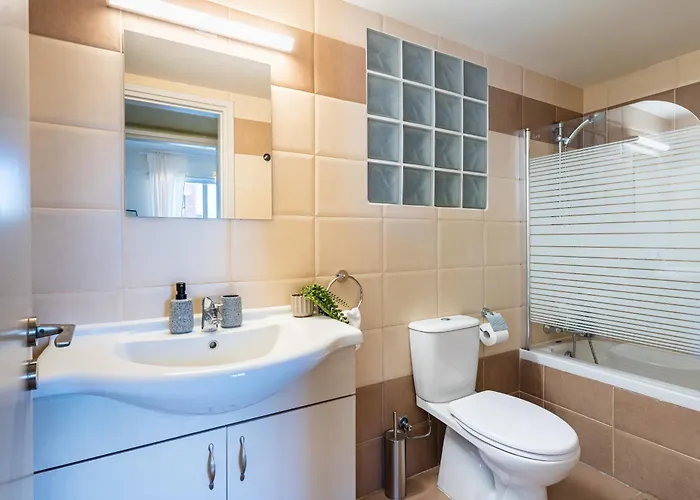 Mystique 1-bedroom Apartmán Larnaca